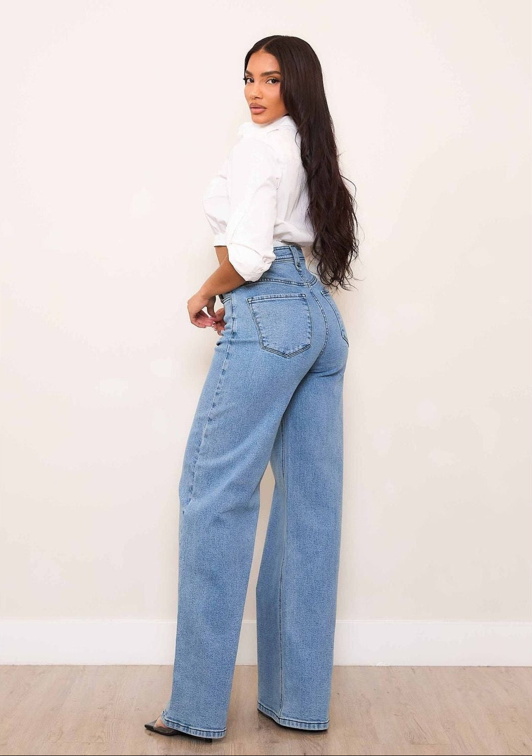 Chic Cuts Wide Leg Jeans